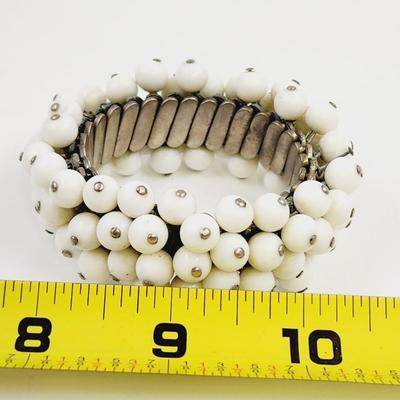 VINTAGE EXPANDABLE JAPANESE WHITE BEADED BRACELET