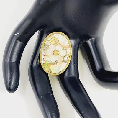 ABALONE & SILVER FLOWERED PENDANT