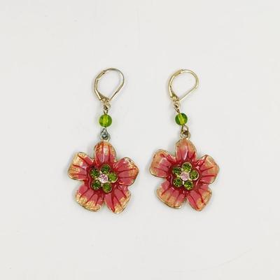 FANTASTIC DETAILED FLOWER DANGLE EARRINGS