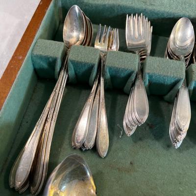 W M Rogers Silver Platted Set, Rose Pattern 