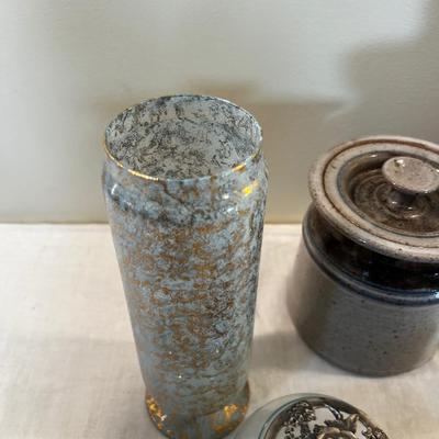 Many Jars with lids; Glass and ceramic