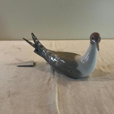 LLADRO Dove with Tail issues