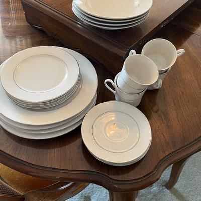 Set of Scarsdale China Service for 4 Dinner, Salad, Soup cup & Saucer 
