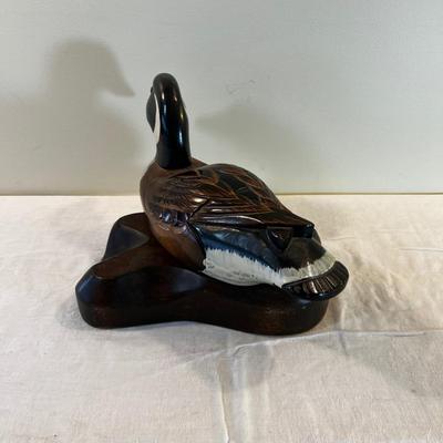 Carved Wood Duck  Pretty!