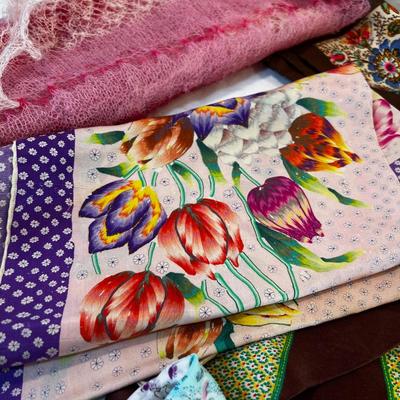 Vintage Women's Scarfs