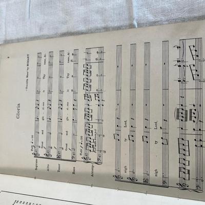 Temple Anthems by Desert News 