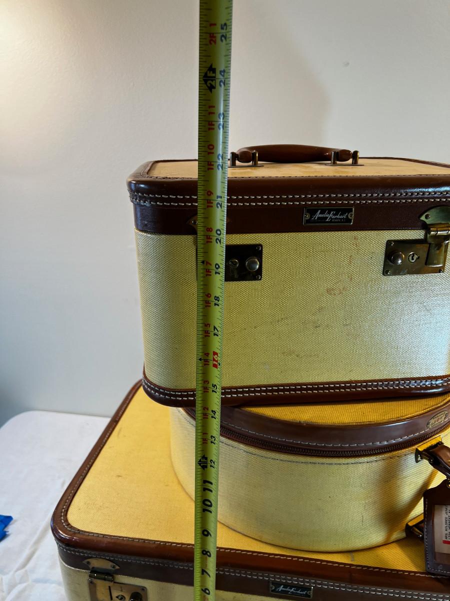 Amelia Earhart Luggage 3 matching set