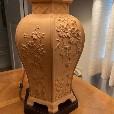 Terracotta-Style Lamp (FR-MK)
