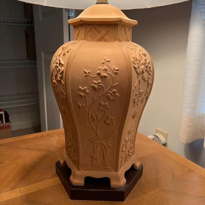 Terracotta-Style Lamp (FR-MK)