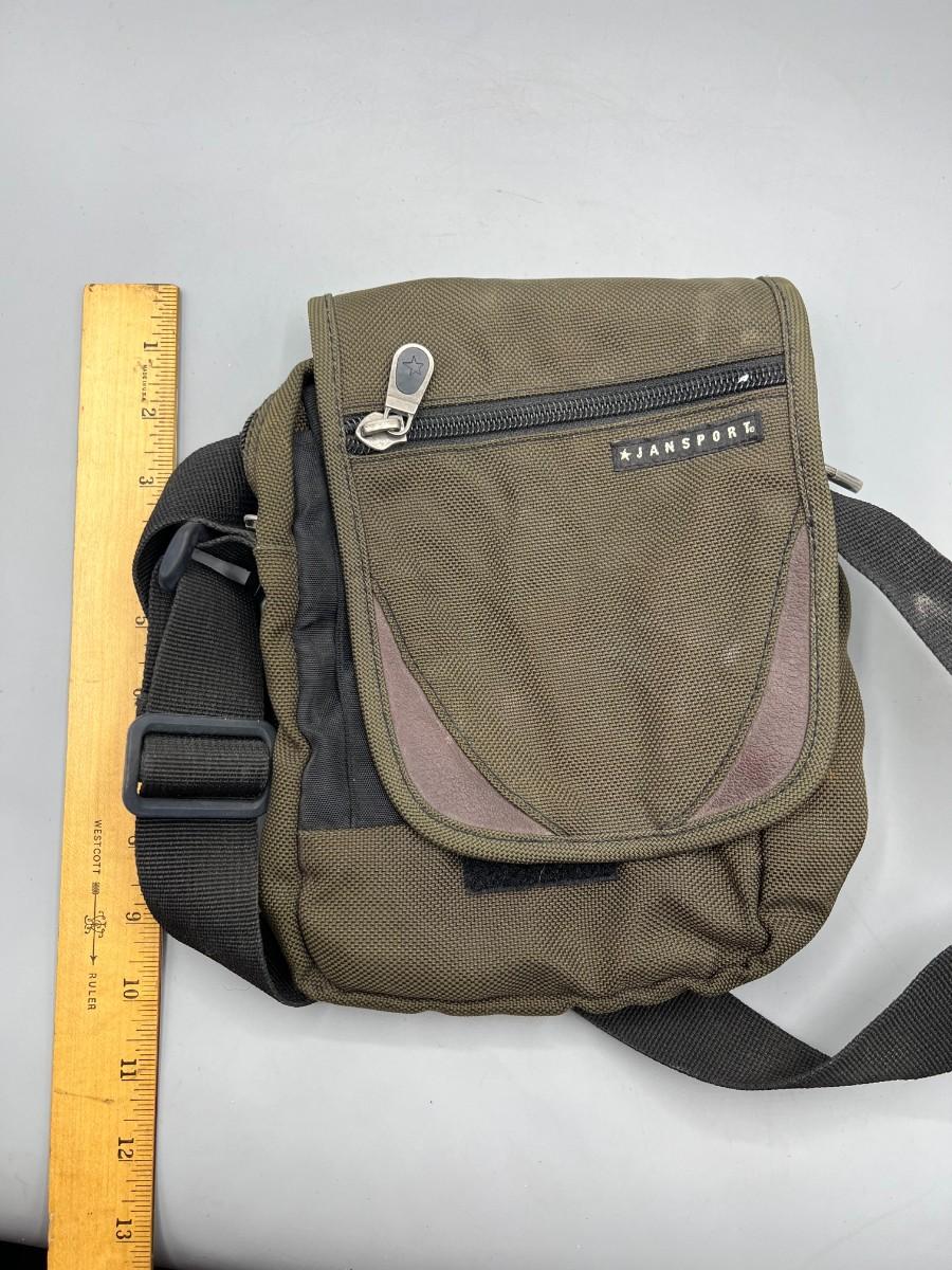 Small Jansport Shoulder Travel Bag | EstateSales.org