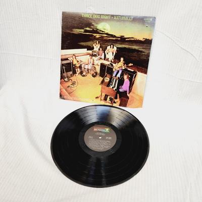 THREE DOG NIGHT - NATURALLY LP