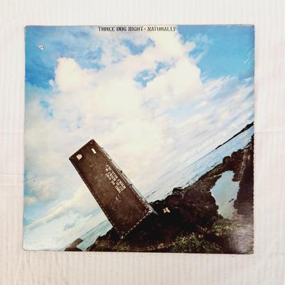 THREE DOG NIGHT - NATURALLY LP