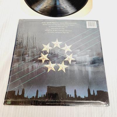 ELECTRIC LIGHT ORCHESTRA - A NEW WORLD RECORD LP