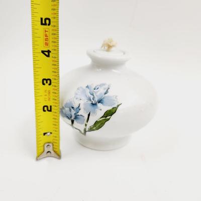 WICK & STICKS PORCELAIN OIL LAMP