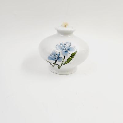 WICK & STICKS PORCELAIN OIL LAMP