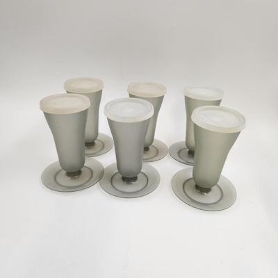 TUPPERWARE PUDDING / MOUSEE CONTAINERS W/ LIDS
