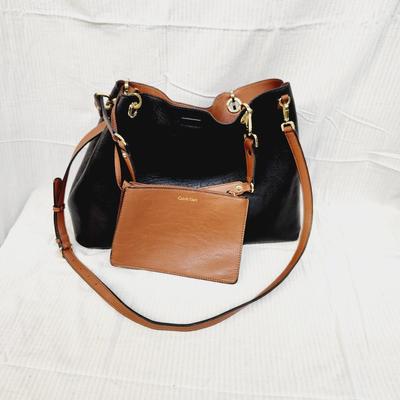 FANTASTIC CALVIN KLEIN LEATHER SHOLDER BAG & EXTRA CLUTH BAG
