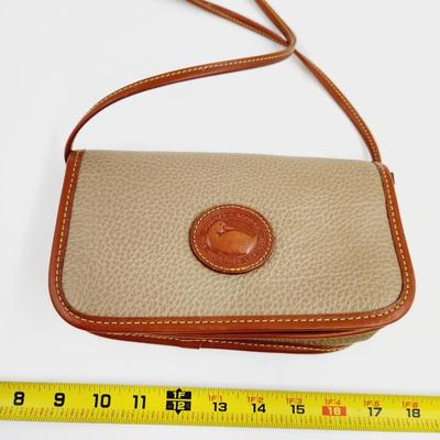 DOONEY & BOURKE LEATHER SHOULDER WALLET BAG