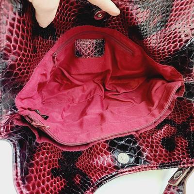 RELIC FAUX PINK & BLACK ALLIGATOR SATCHEL