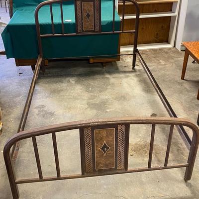 Simmons Bed Frame on Wheels