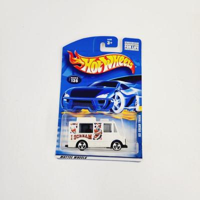 2000 HOT WHEELS ICE CREAM TRUCK