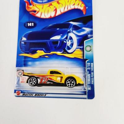 2002 HOT WHEELS ALT TERRIAN PIKES PEAK TACOMA 2/10
