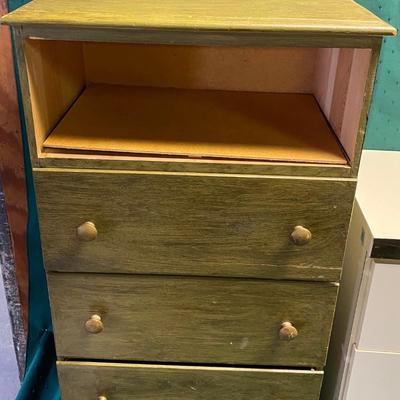 2 Small Cabinets