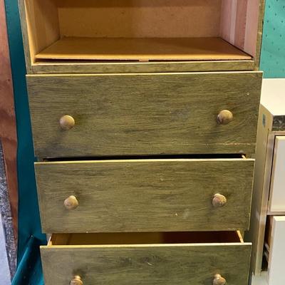 2 Small Cabinets