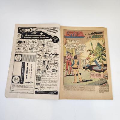 Adventure Comics (1938-) #410 SUPER GIRL COMIC BOOK