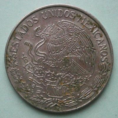 MEXICO 1975 Un Peso Coin