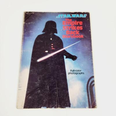 1980 SCHOLASTIC MAGAZINES STAR WARS THE EMPIRE STRIKES BACK FULL COLOR STORY BOOK