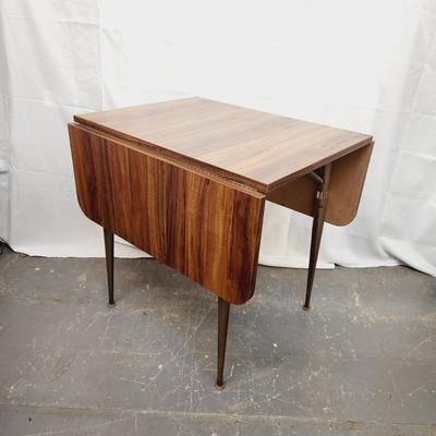 MC VINTAGE WALTER OF WABASH DROP LEAF TABLE WITH ADJUSTABLE LEGS