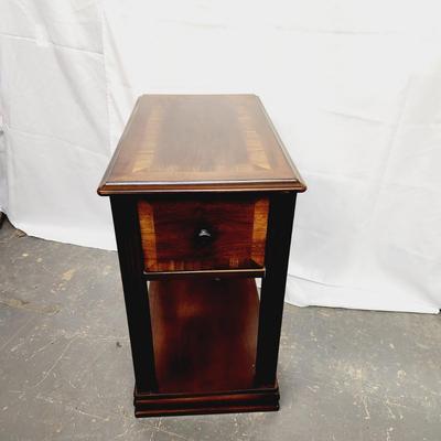 CUTE DARK PINE SIDE TABLE