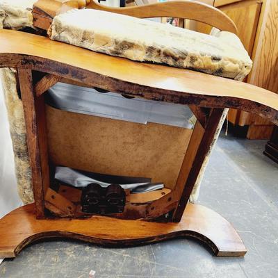 SUPER COMFY ROCKING CHAIR