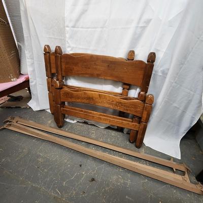 MID-CENTURY VINTAGE SOLID WOOD 2 MATCHING TWIN SIZE BED FRAME SETS