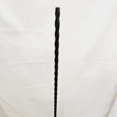 VINTAGE WROUGHT IRON TWISTED BASE