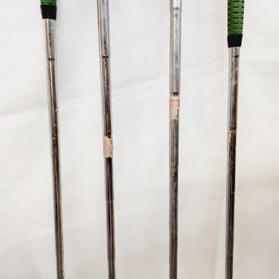 VINTAGE JACKIE PUNG GOLF CLUB SET OF 4