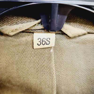 OLD SHORT MILITARY GREEN JACKET SIZE 36S