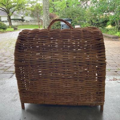 Wicker dog bed