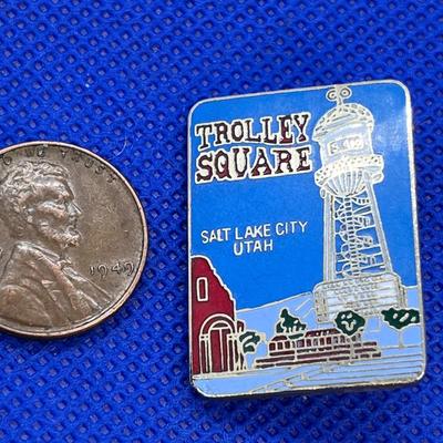 TROLLEY SQUARE SOUVENIR PIN
