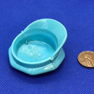 SMALL VINTAGE TOY POLICEMANâ€™S CAP 