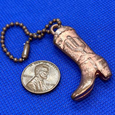 VINTAGE COWBOY BOOT KEY CHAIN COPPER LOOK