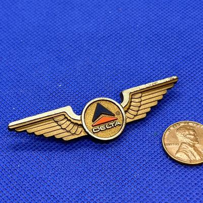 DELTA AIRLINES WINGS CHILD GIVE AWAY PROMO