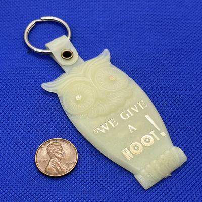 GIVE A HOOT OWL KEY CHAIN CARTOW PROMO