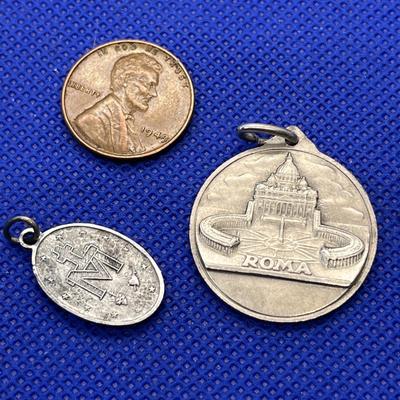 POPE PAUL ROMA MEDALLION +MOTHER MARY CHARM