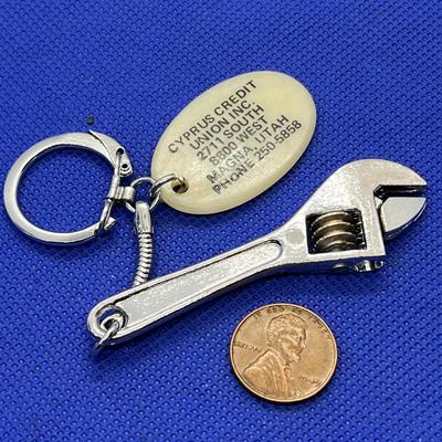 MINI ADJUSTABLE WRENCH KEY CHAIN