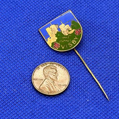 VINTAGE ENAMELED STICK PIN â€VISBYâ€ 