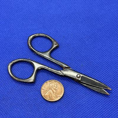 NIFTY VINTAGE SCISSORS 