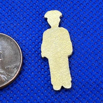 VINTAGE U.S. MARINES? TINY DETAILED CHARM