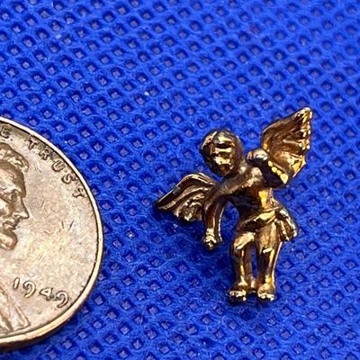 SMALL WINGED ANGEL PIN